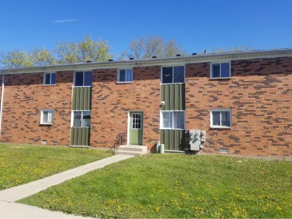  Rented Mendota Illinois, 205 Sandra