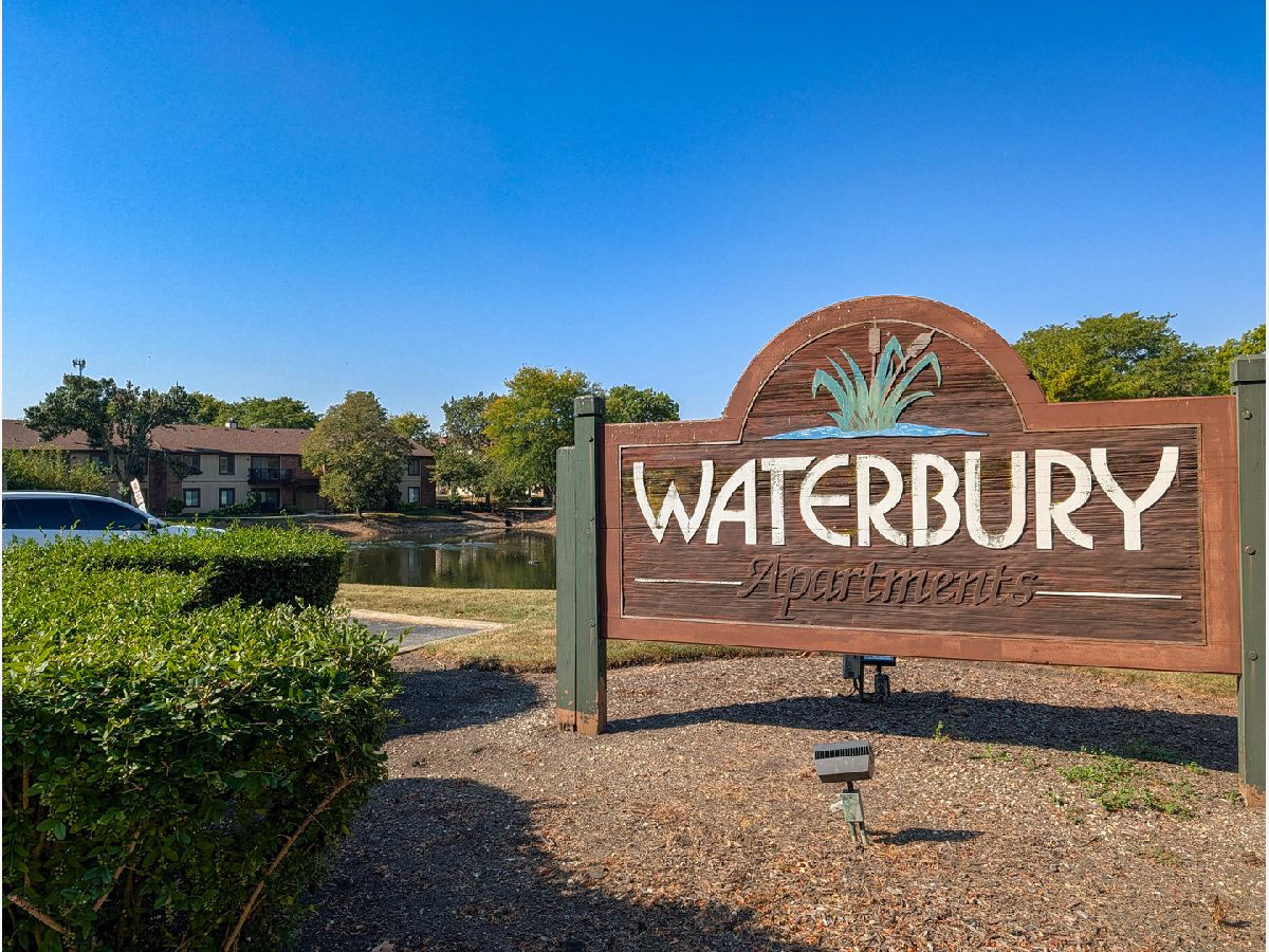 For Rent Roselle Illinois, 1091 Rodenburg