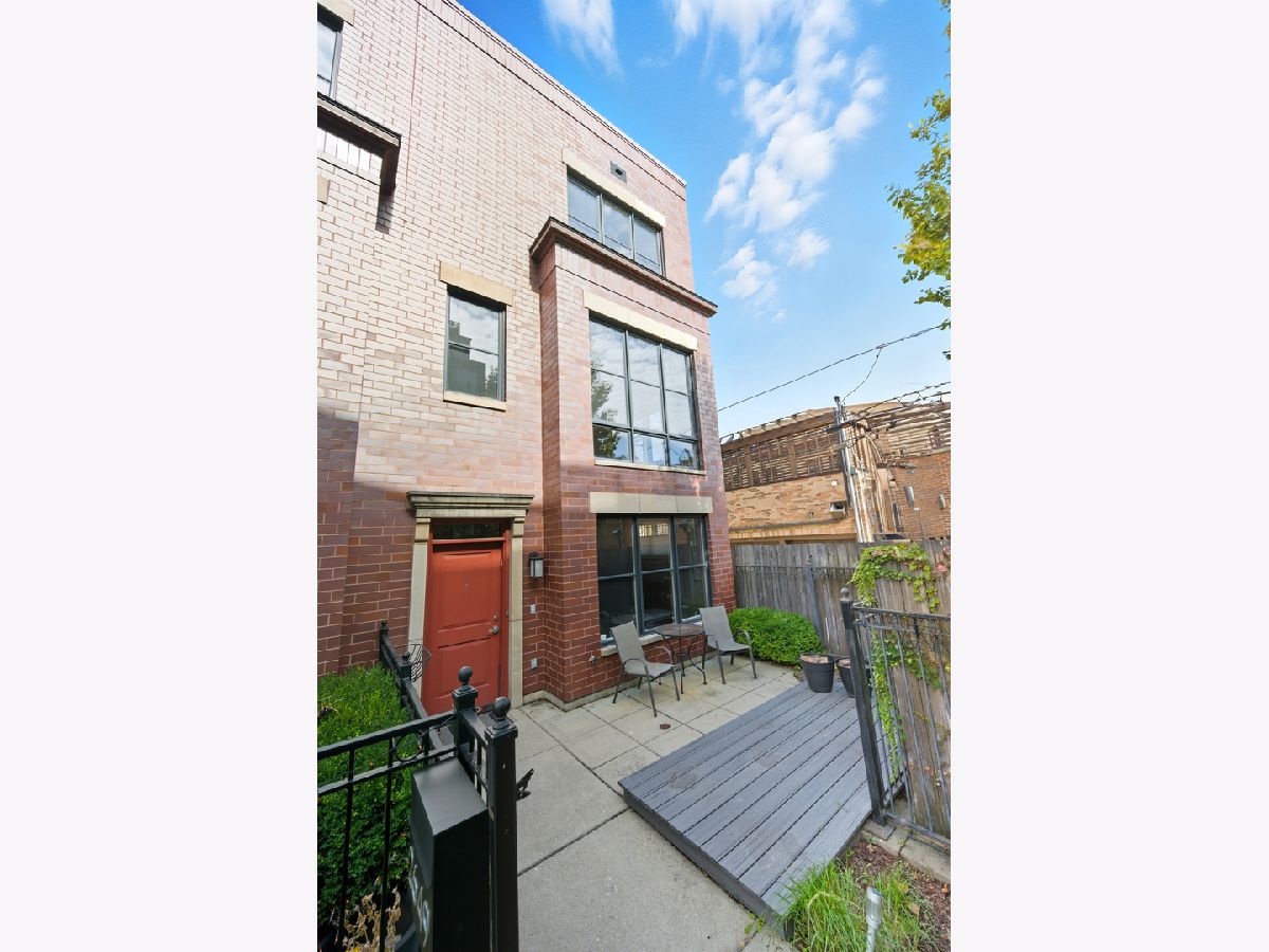 Townhomes & Homes For Sale Hartland Park Chicago Illinois, 2649 Hermitage Avenue