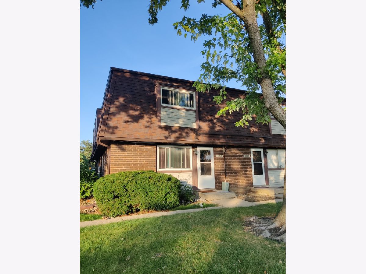  Rented Waukegan Illinois, 2526 Berkshire