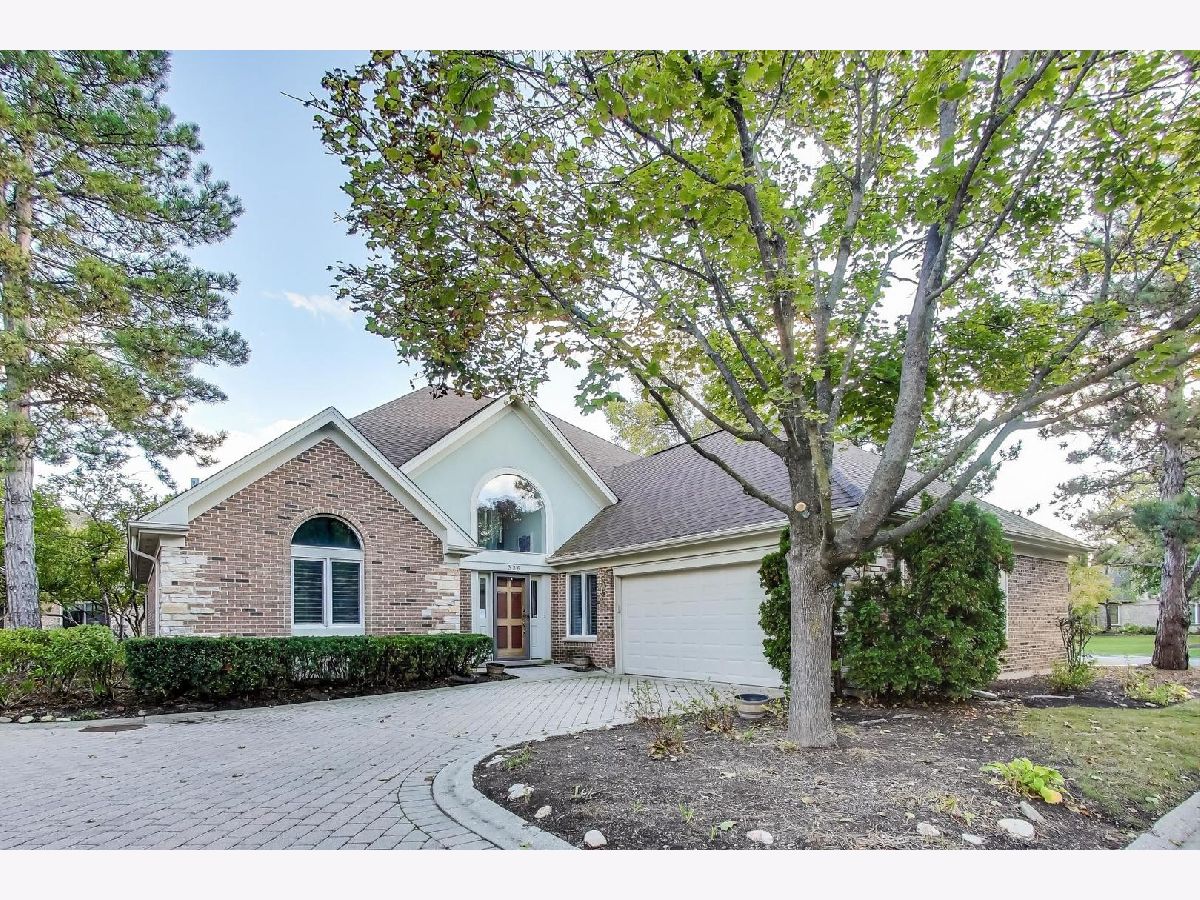  For Sale Lincolnshire Illinois, 336 Rivershire Court