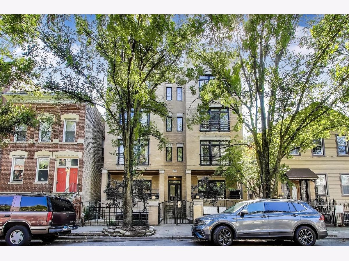  Sold Chicago Illinois, 1455 Thomas