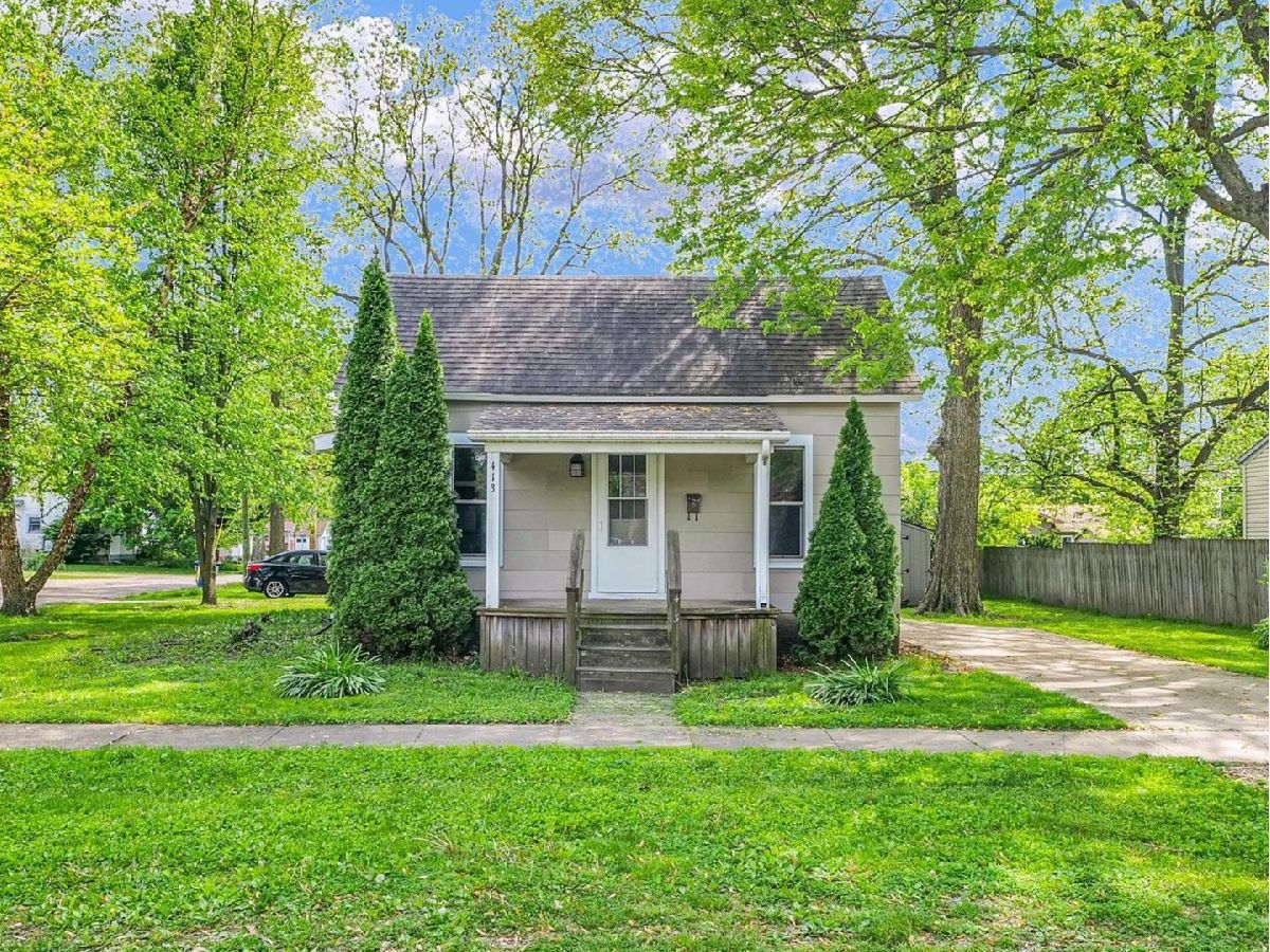  For Sale Monticello Illinois, 413 Lincoln Street