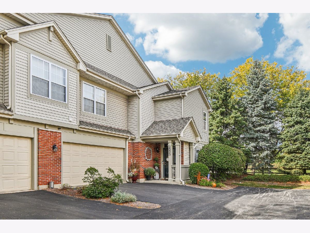 Townhomes & Condos & Homes For Sale Greenwich Square Geneva Illinois, 2223 Rockefeller Drive