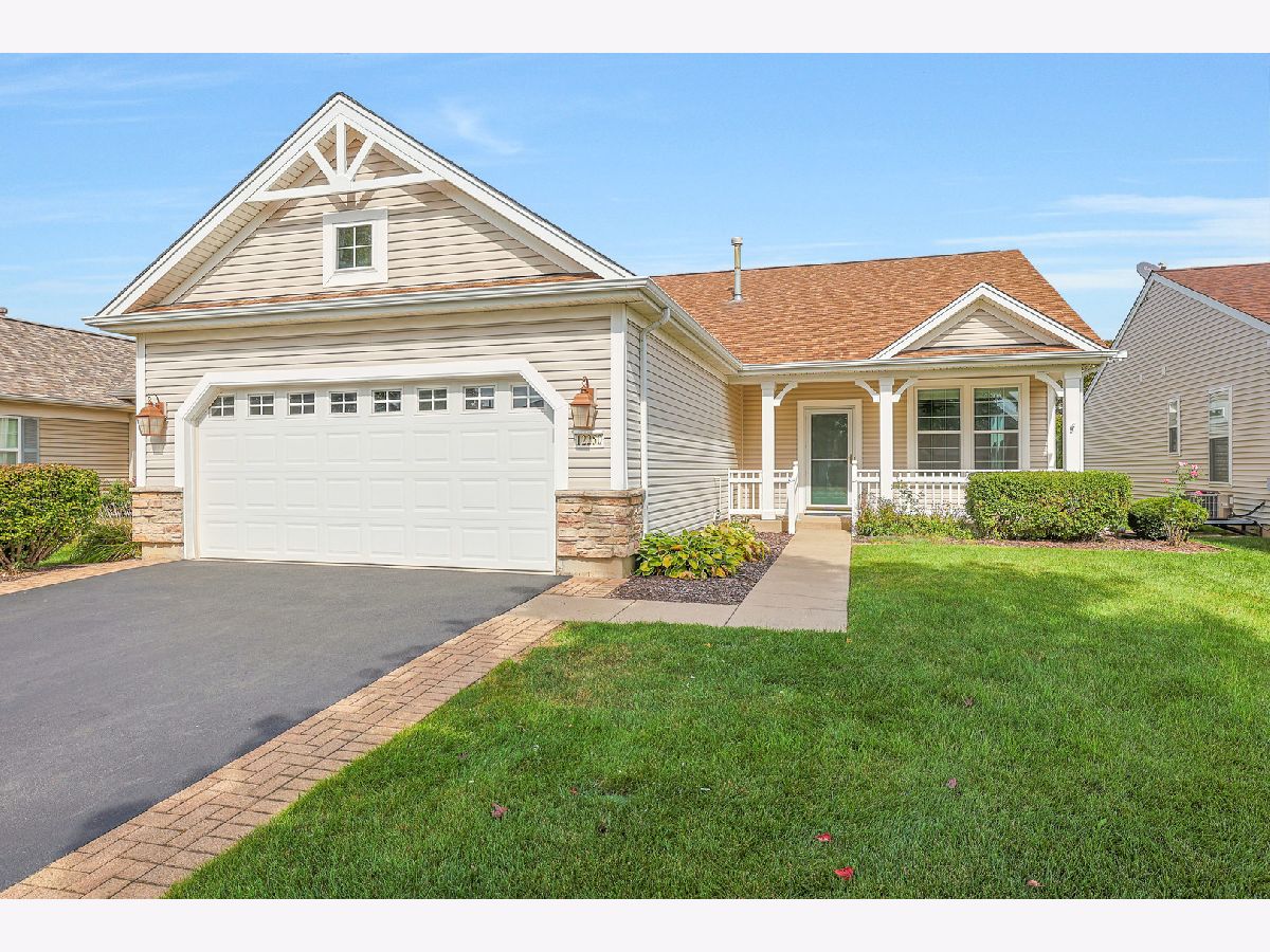 Homes & Townhomes & Condos For Sale Del Webb Sun City Huntley Illinois, 12250 Songbird Lane