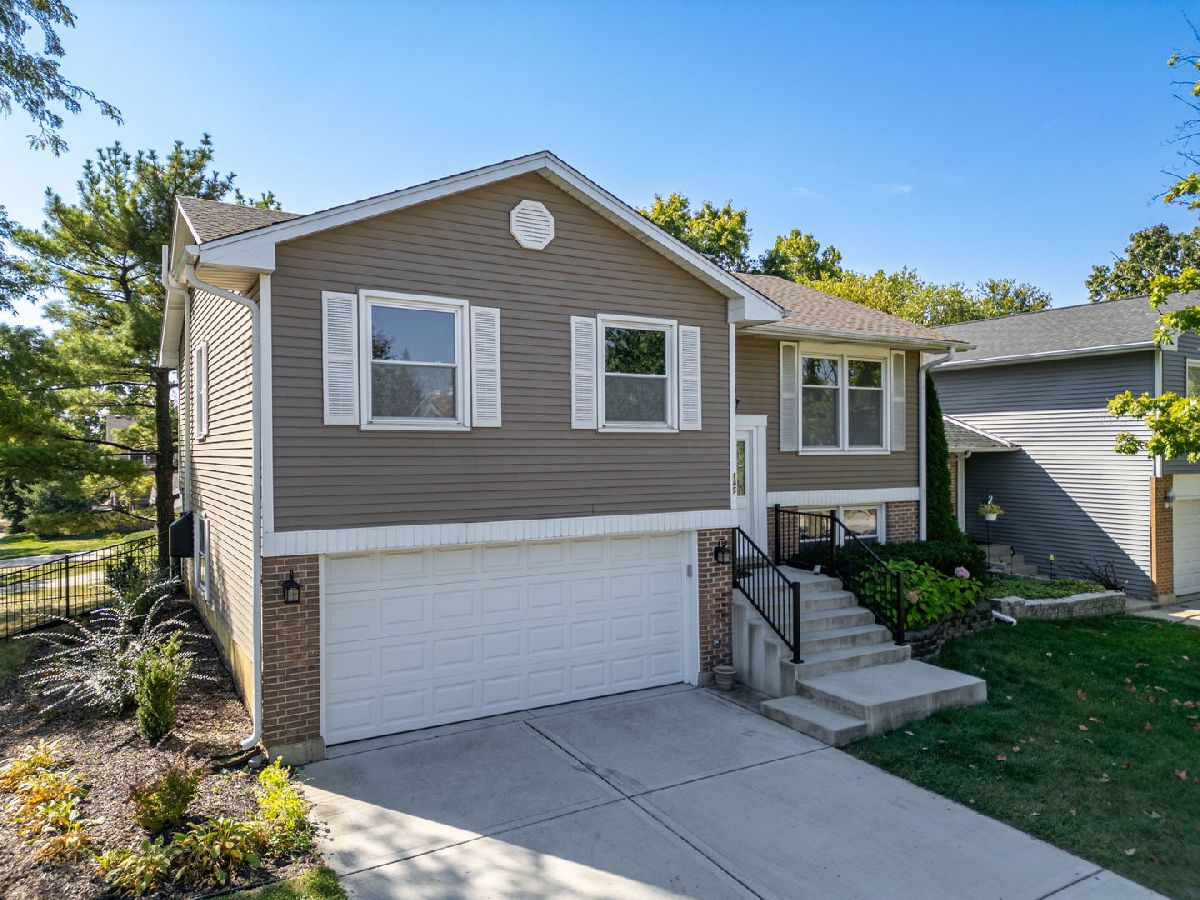 For Rent Lombard Illinois, 147 Majestic