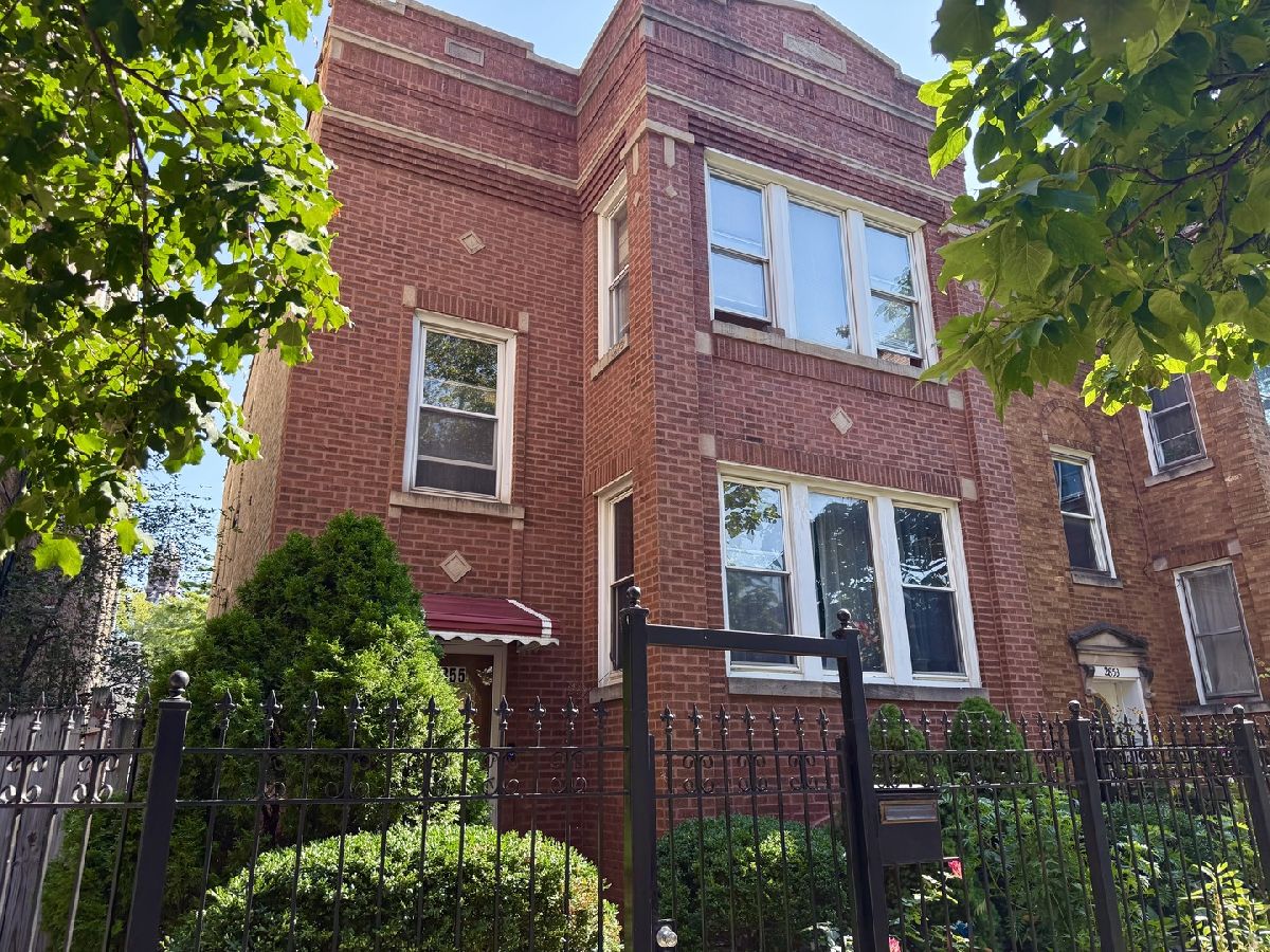  Rented Chicago Illinois, 2855 Ridgeway
