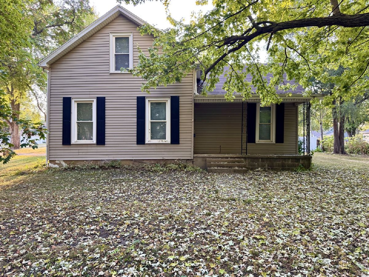  Sold Chenoa Illinois, 301 2nd