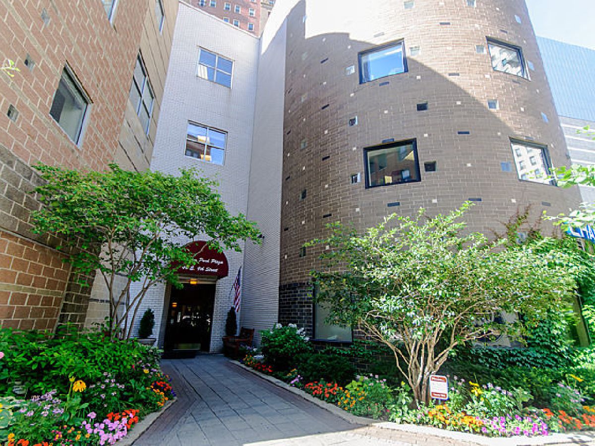  For Sale Chicago Illinois, 40 9th Street