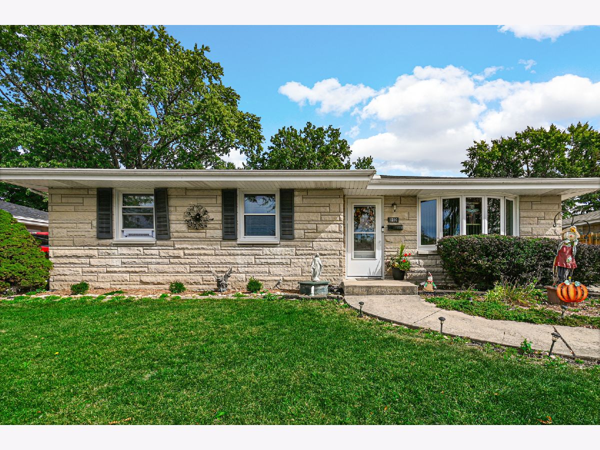 Homes For Sale Raynor Park Joliet Illinois, 1210 Hosmer Street