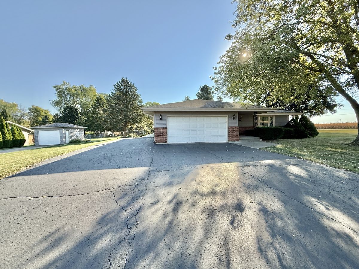  For Sale Winnebago Illinois, 1470 Lamson Drive