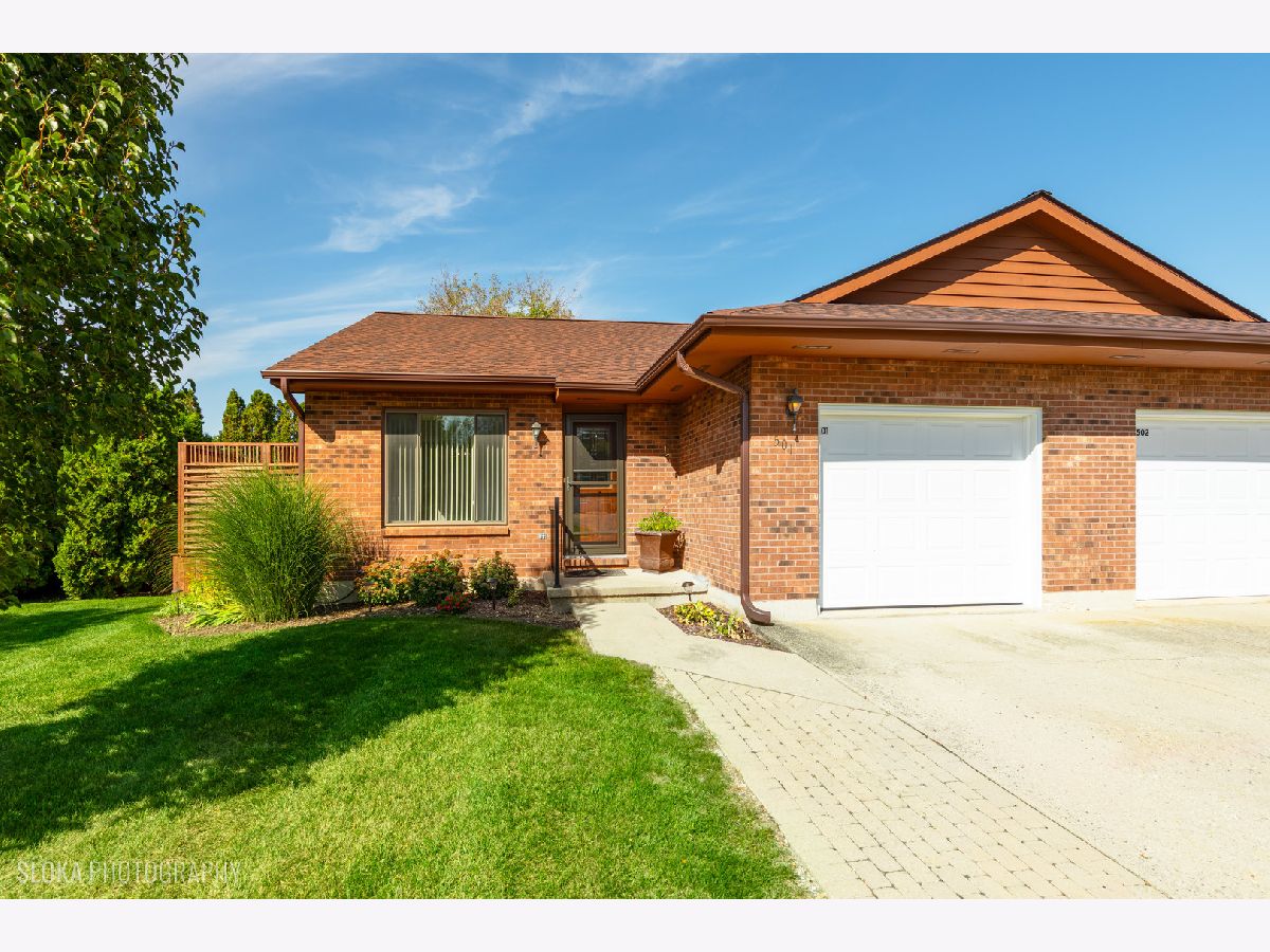 For Sale Marengo Illinois, 6211 Maple Street