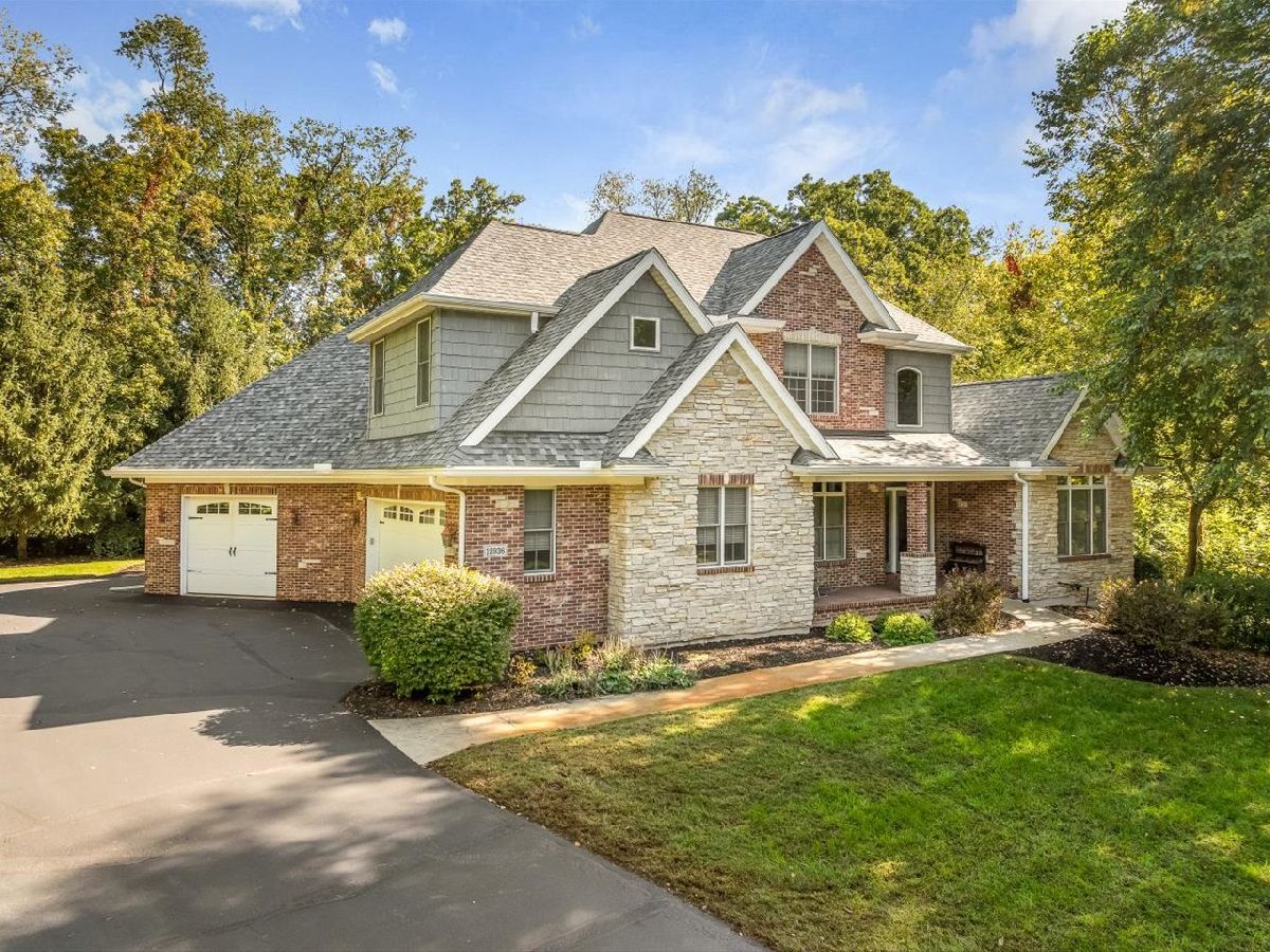  For Sale Caledonia Illinois, 12936 Melrose Road