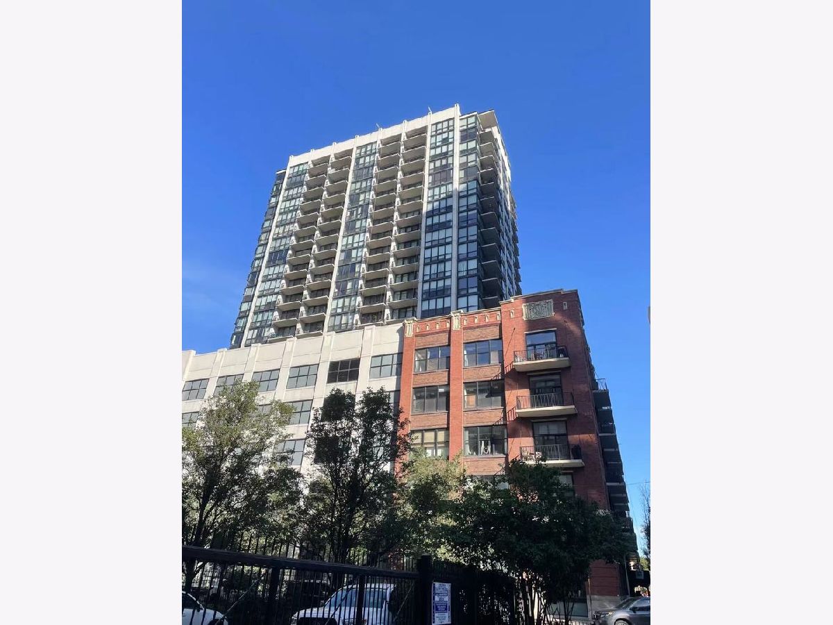 Rented Chicago Illinois, 210 Desplaines