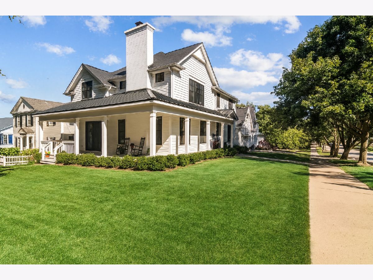 Homes & Townhomes & Condos For Sale Barrington Village Barrington Illinois, 302 Hillside Avenue