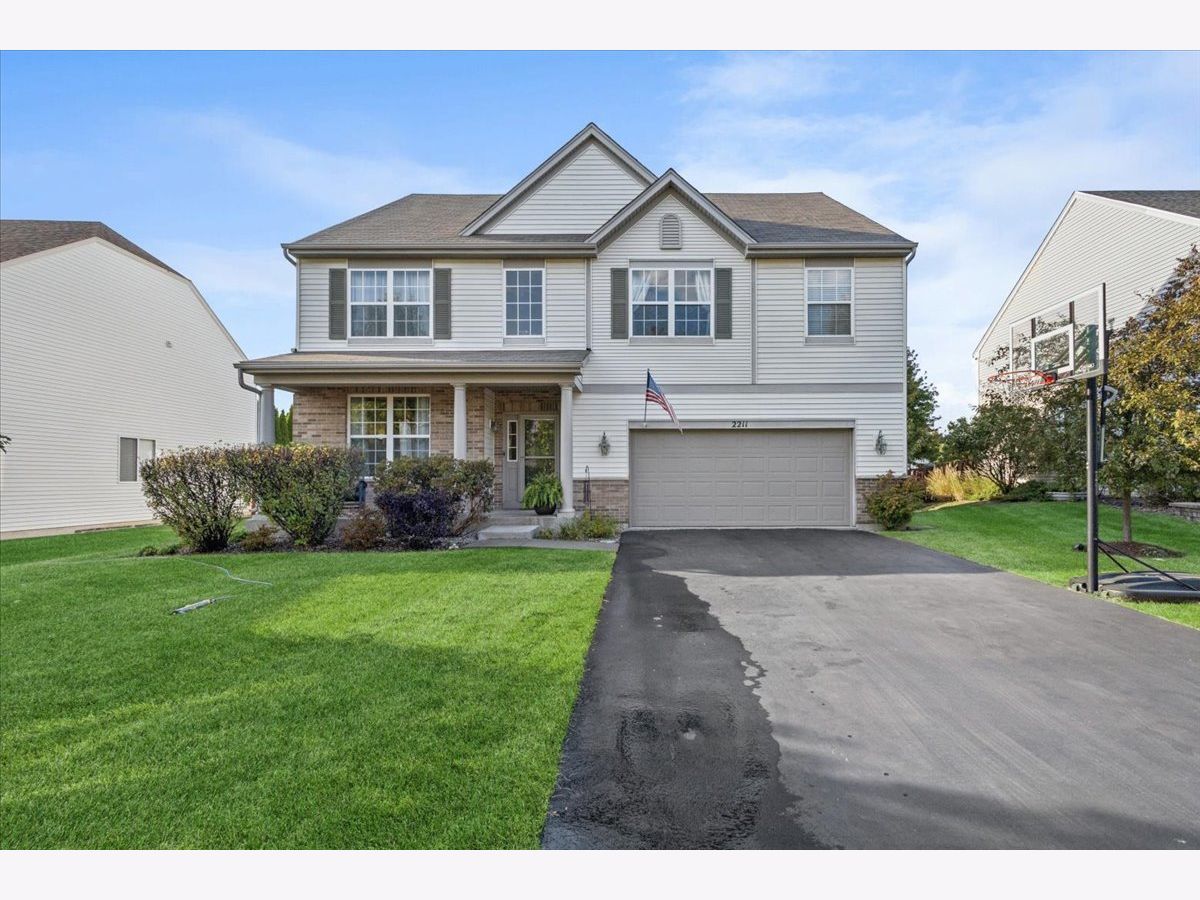 Homes & Townhomes & Condos For Sale Greywall Club Joliet Illinois, 2211 Providence Way