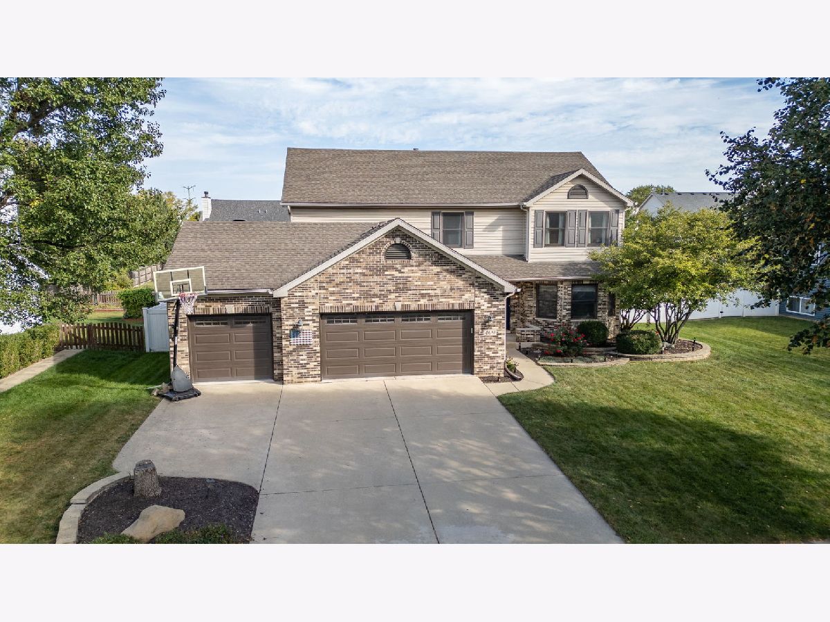 Homes For Sale Fox Chase Of Oswego Oswego Illinois, 409 Fawn Drive