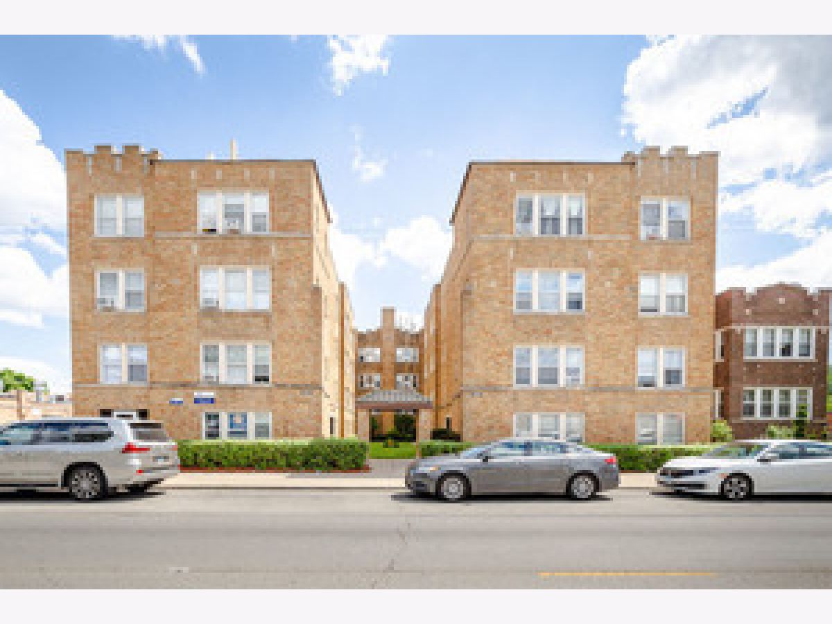  Rented Chicago Illinois, 5423 Montrose