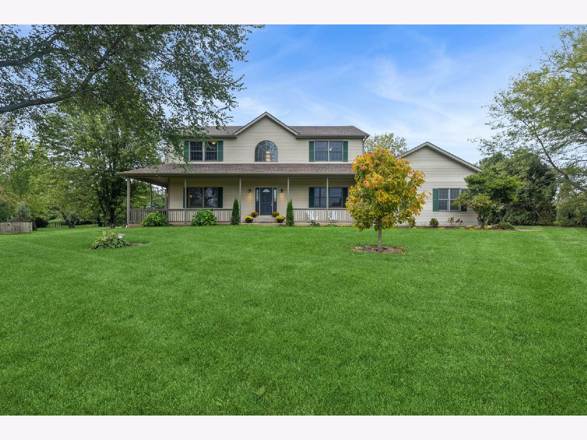 Homes For Sale Thoroughbred Estates Woodstock Illinois, 2317 Mustang Trail