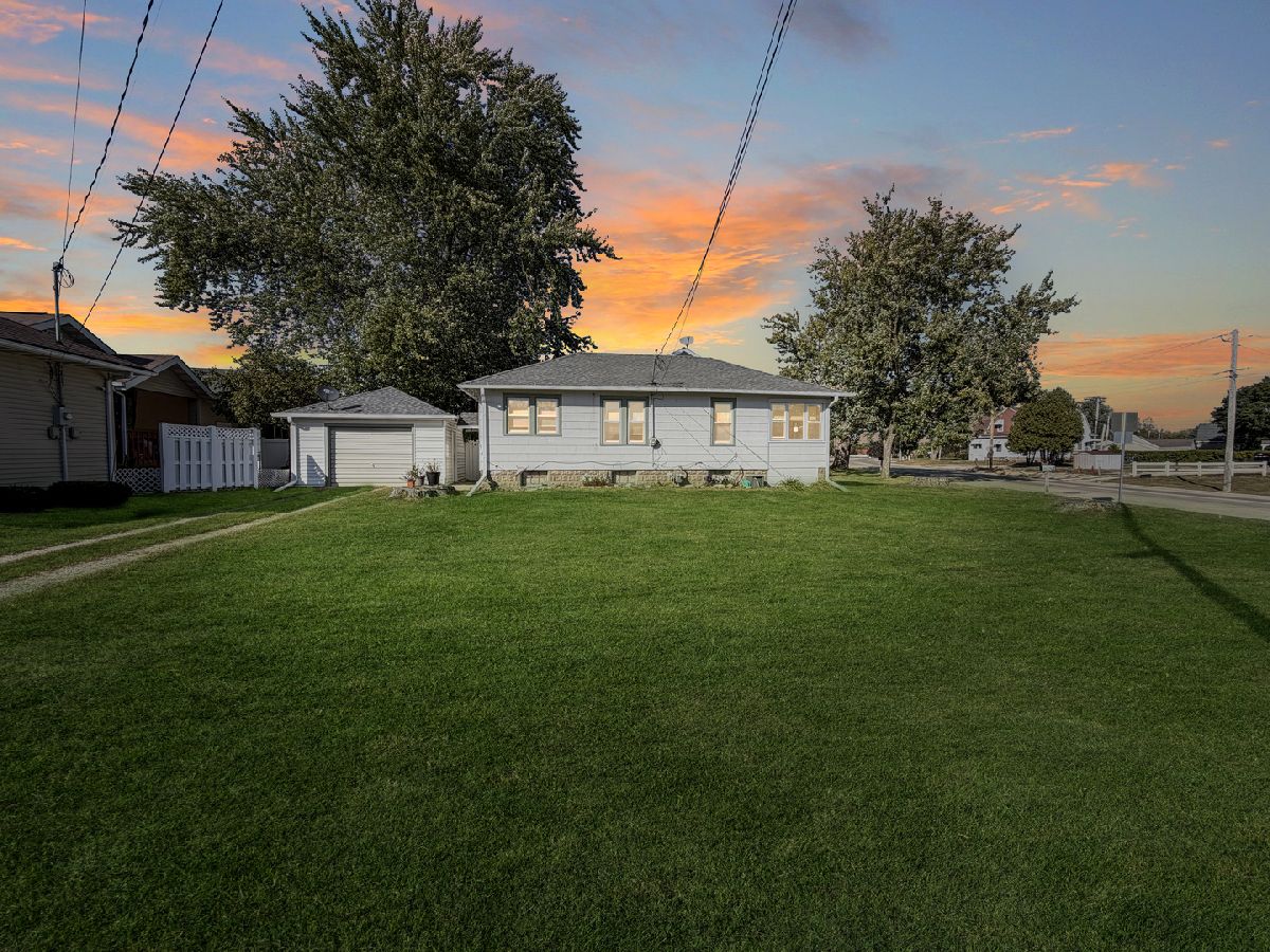  Sold Savanna Illinois, 1902 Chicago