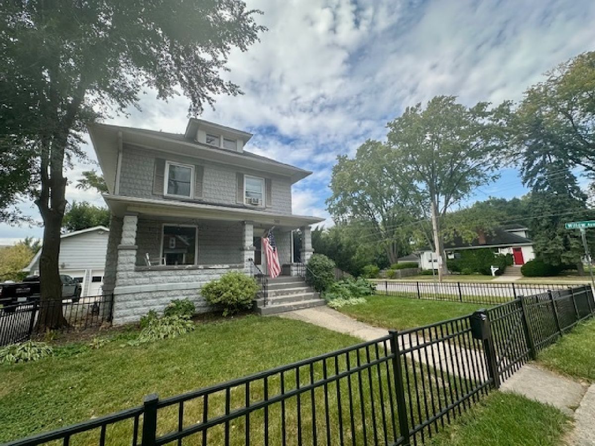 For Rent Wheaton Illinois, 302 Washington