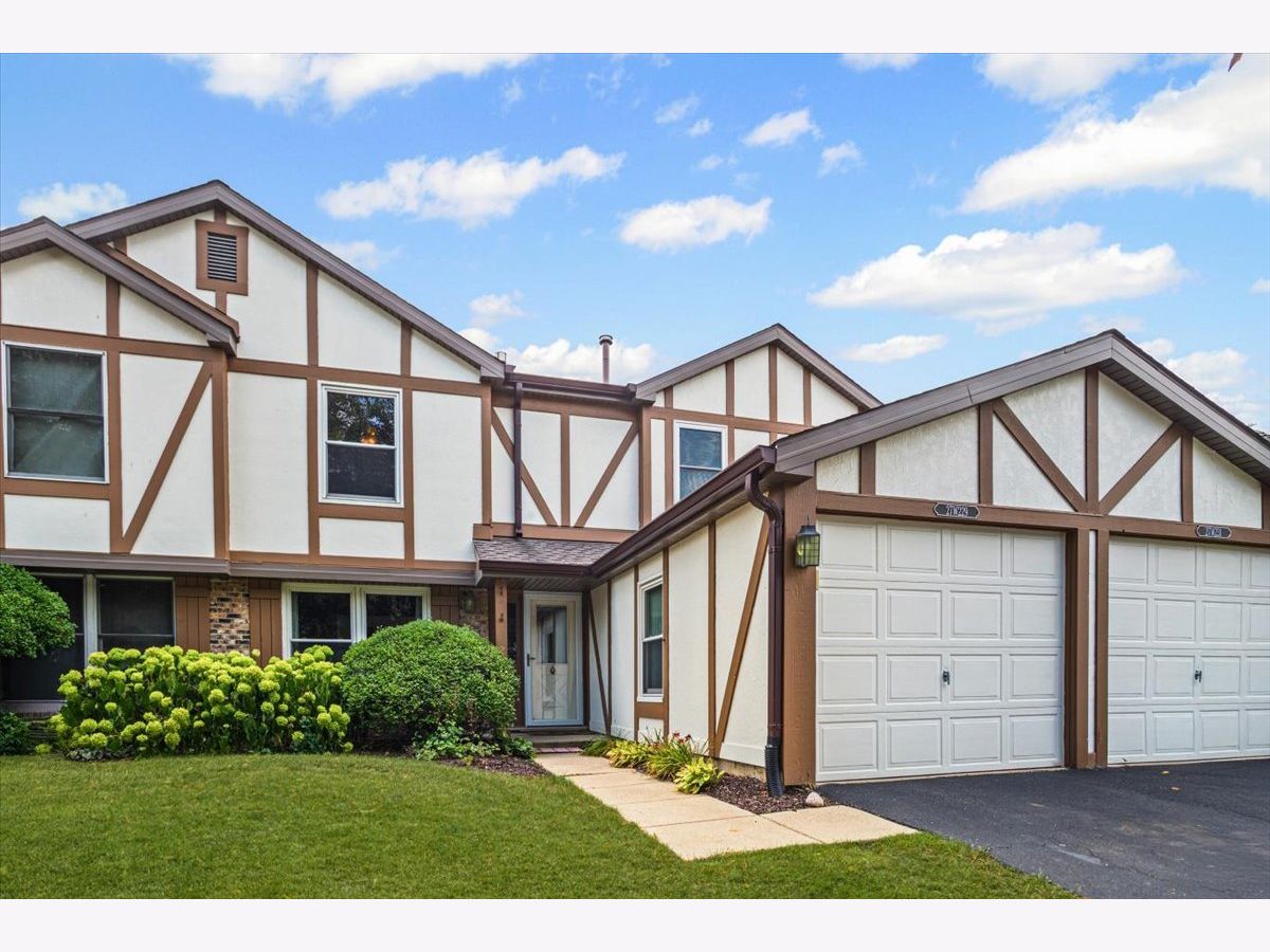 For Sale Winfield Illinois, 27W229 Providence Lane