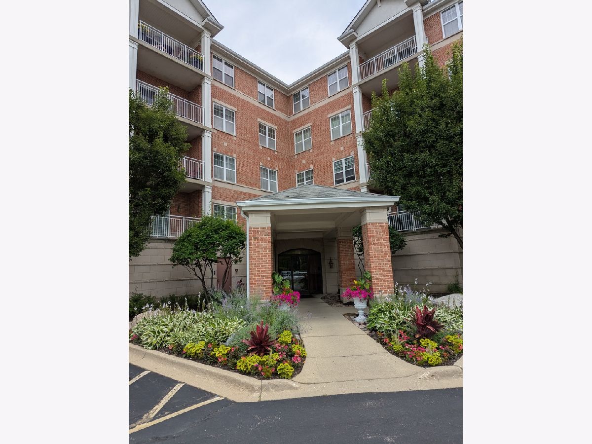  Rented Northbrook Illinois, 101 Pointe