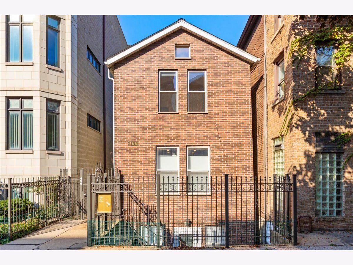  Rented Chicago Illinois, 456 Green