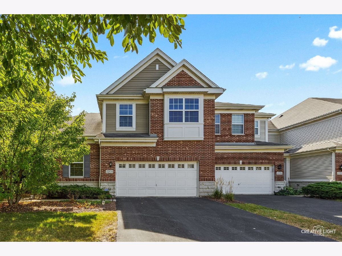 Townhomes For Rent Mayfair Naperville Illinois, 2704 Blakely