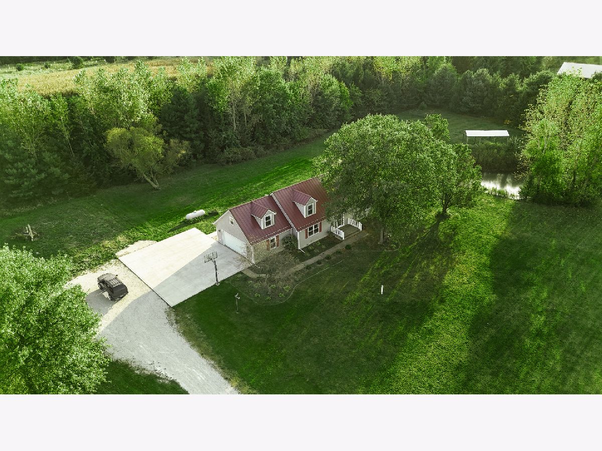  Sold Momence Illinois, 15598 3500n