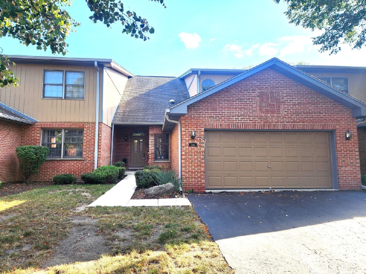 For Sale Bloomingdale Illinois, 244 Garden Way