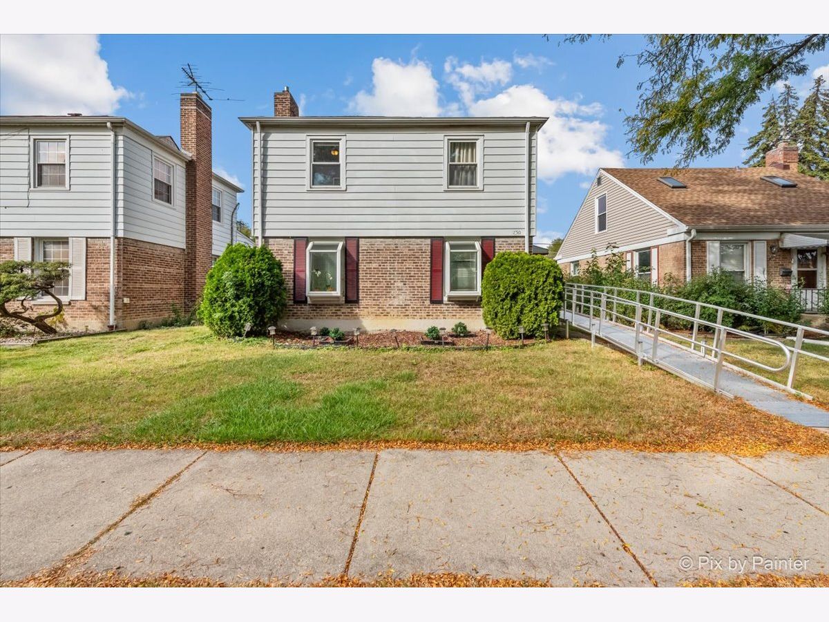  For Sale Westchester Illinois, 750 Bristol Avenue