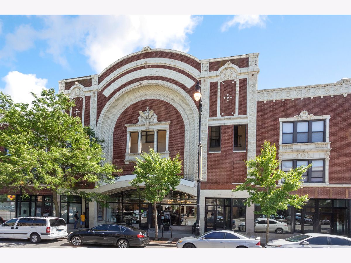 Rented Chicago Illinois, 1625 Howard
