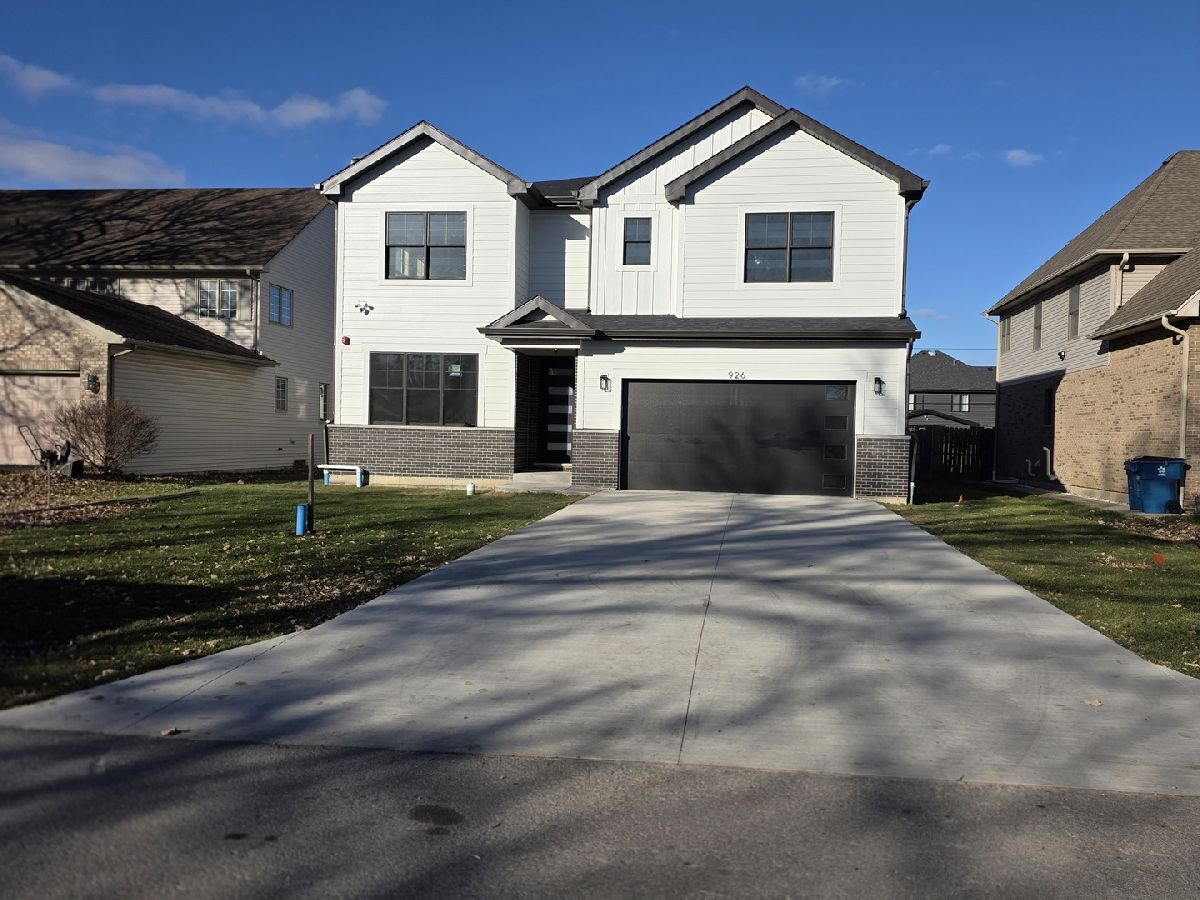  For Sale Addison Illinois, 926 Crest Avenue