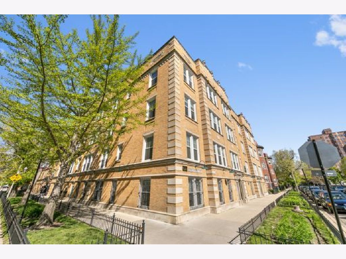 Rented Chicago Illinois, 6106 Winthrop