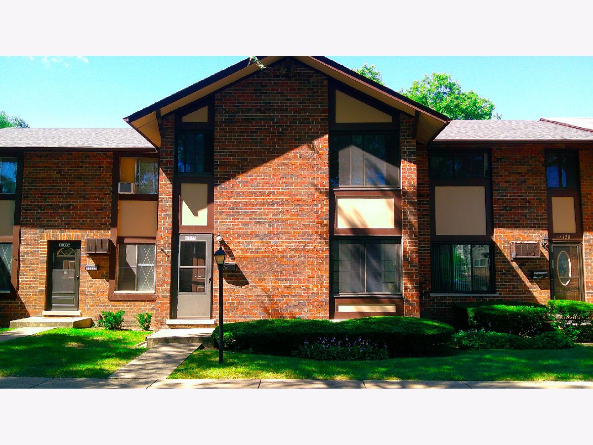 For Sale Villa Park Illinois, 1S122 Stratford Lane