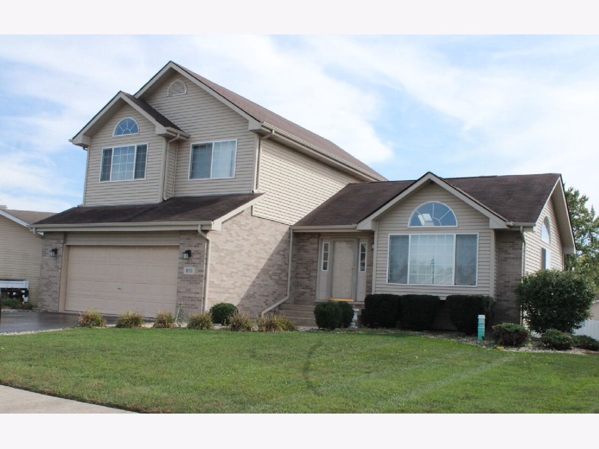  For Sale University Park Illinois, 613 Farm View Road