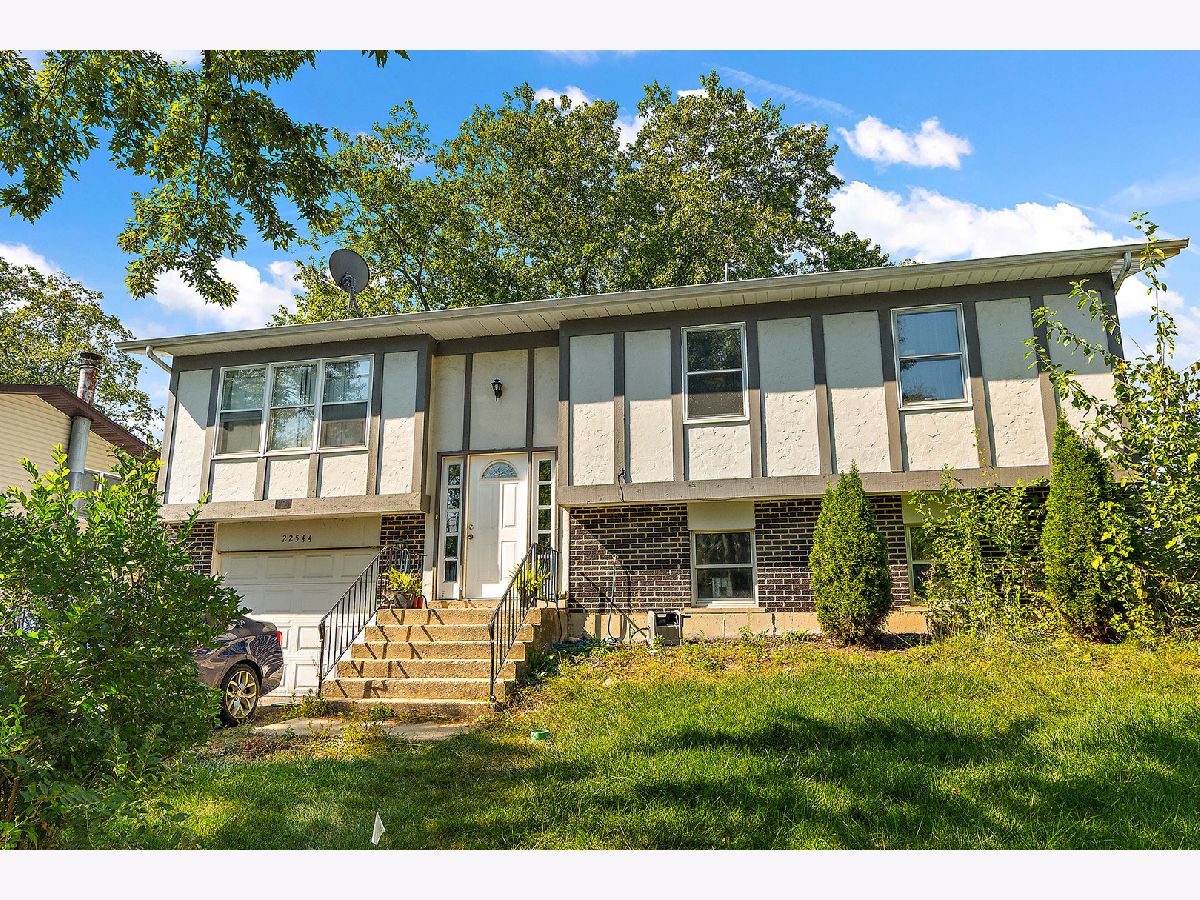 Homes For Sale Lakewood Manor Richton Park Illinois, 22544 Imperial Drive