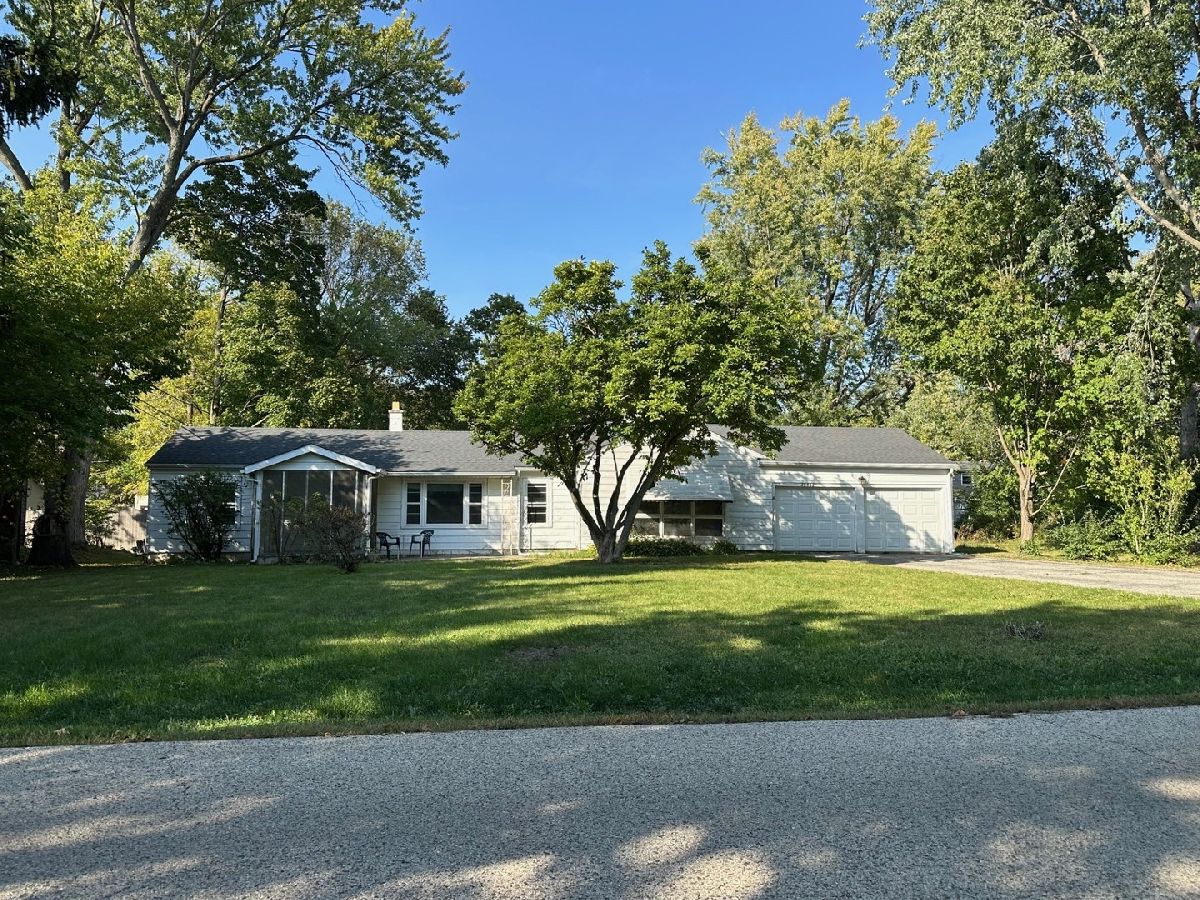 Sold Lake Villa Illinois, 25462 Arcade