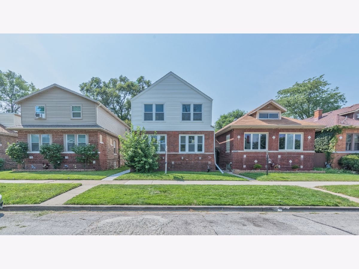 For Sale Chicago Illinois, 8106 Harper Avenue