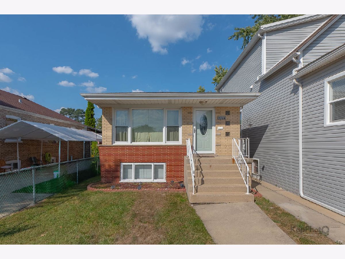 For Sale Chicago Illinois, 3704 57th Street