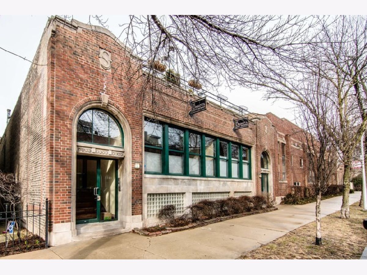  Rented Chicago Illinois, 1140 Cornelia