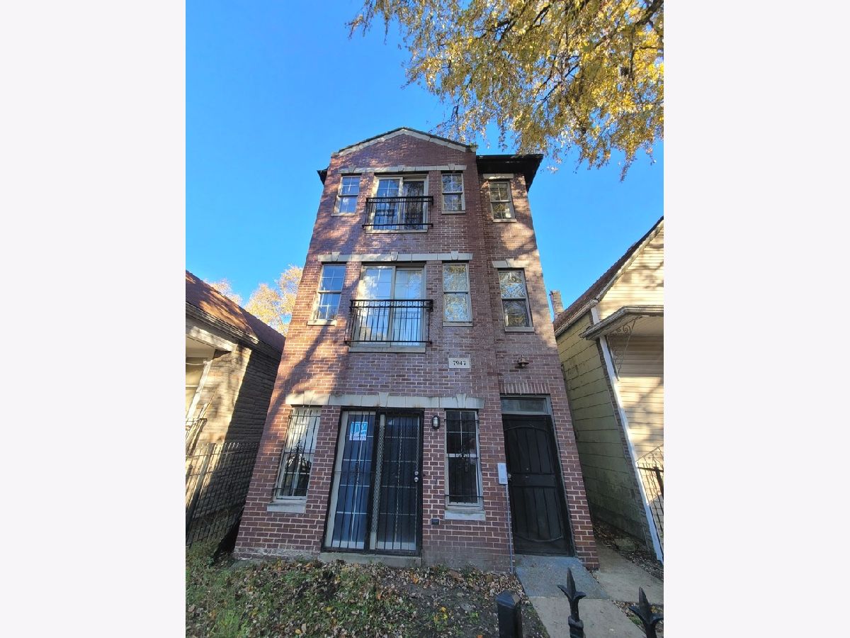  For Rent Chicago Illinois, 7947 Escanaba