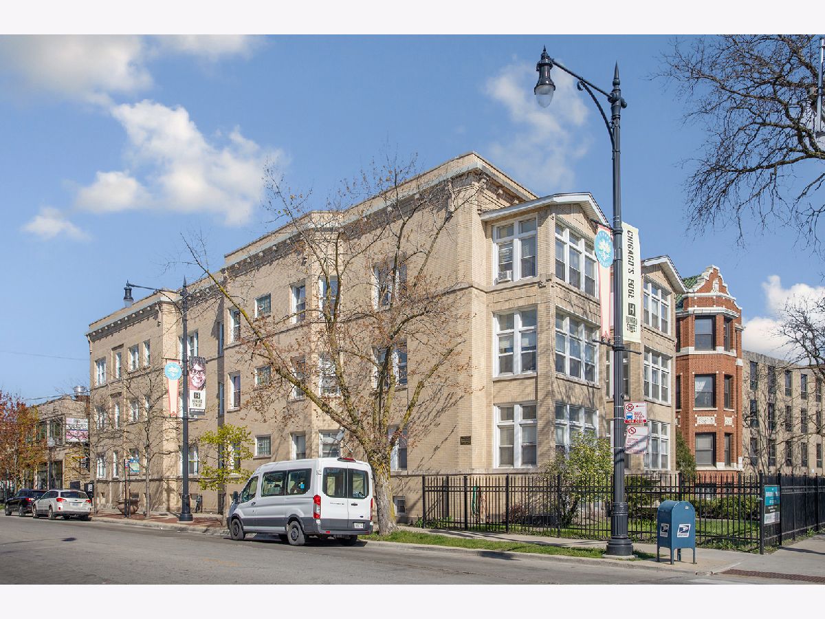  Rented Chicago Illinois, 7600 Sheridan