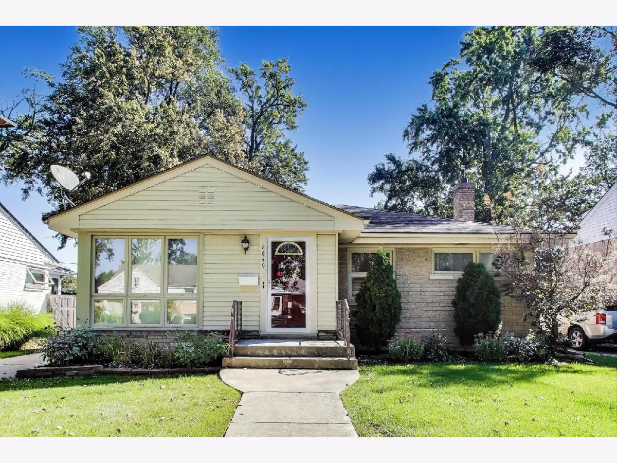 For Sale Morton Grove Illinois, 8849 Mcvicker Avenue