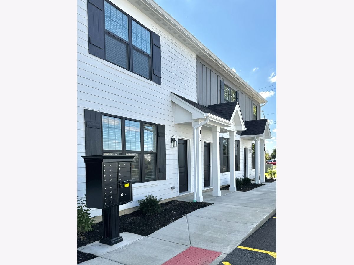 Rented Naperville Illinois, 1436 Naperville Wheaton