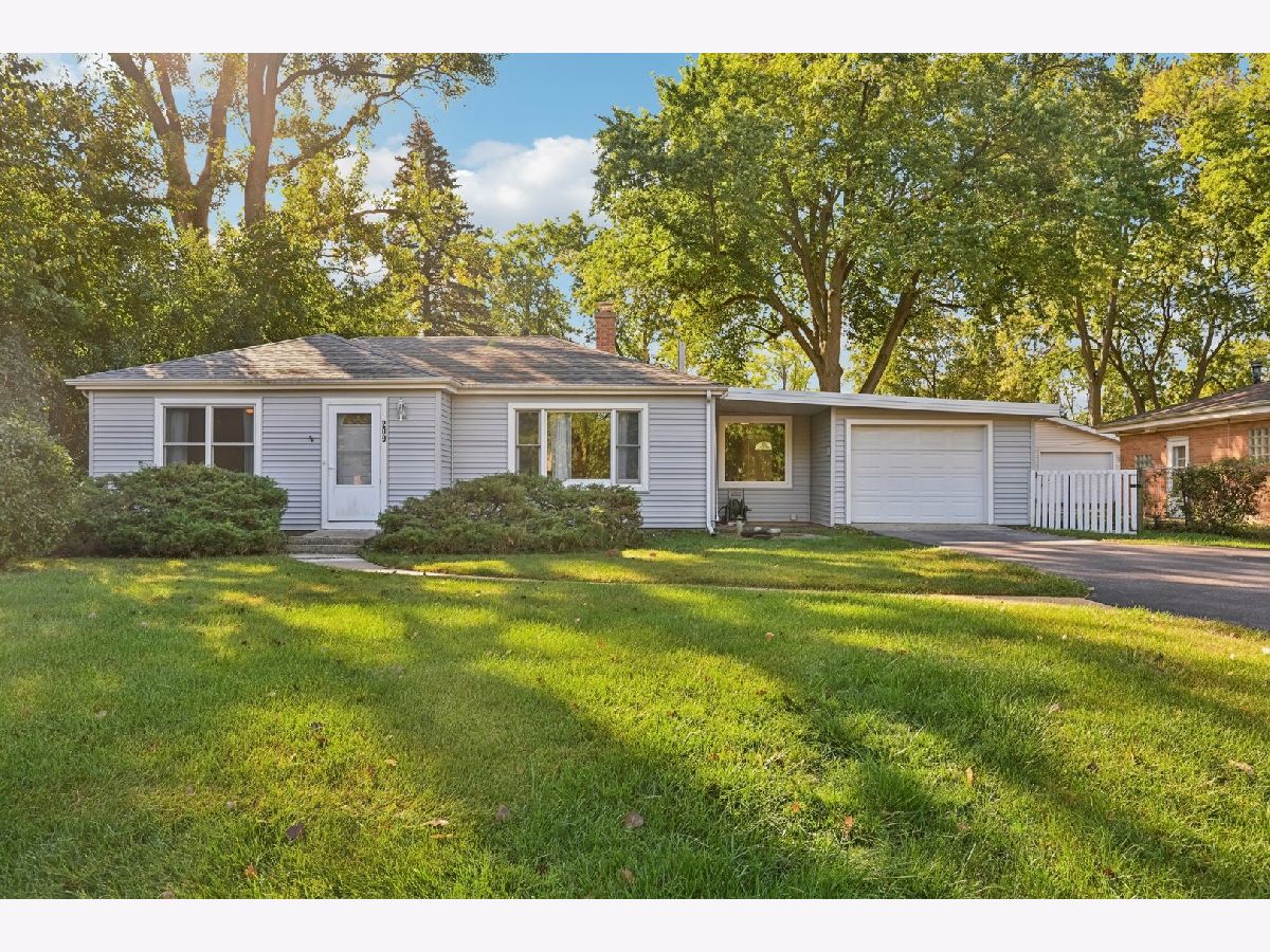 For Sale Darien Illinois, 209 67th Street