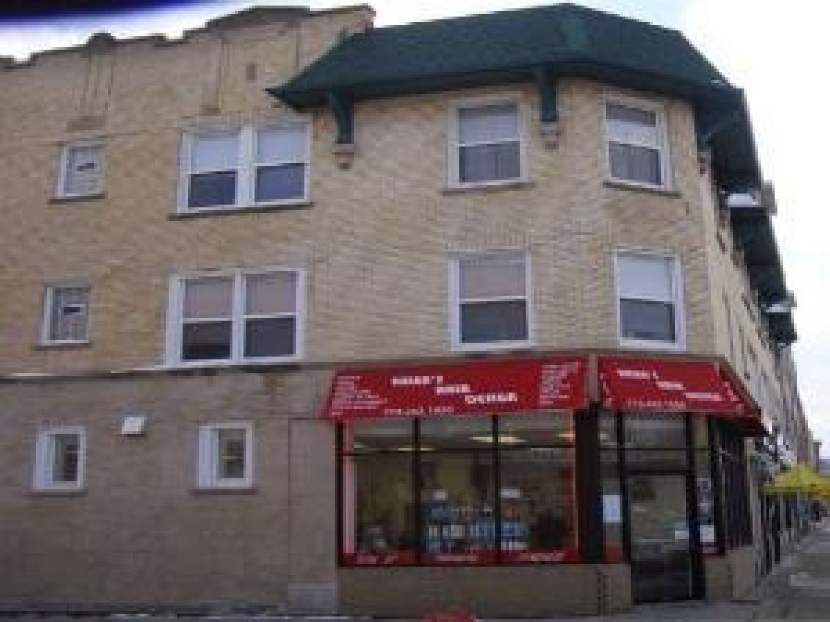 Rented Chicago Illinois, 3103 Lawrence