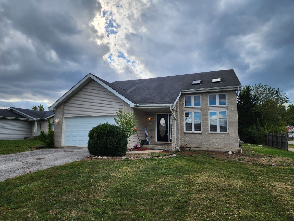 For Sale Steger Illinois, 262 Lakeview Court