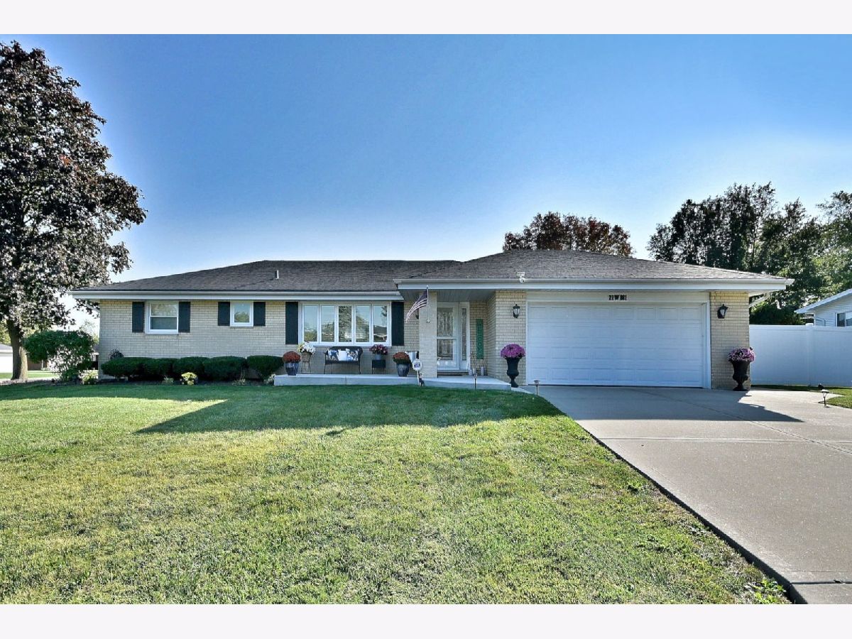 For Sale Itasca Illinois, 21W181 North Lane